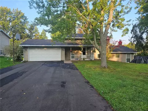 324 N 8th St, Cornell, WI 54732 photo 2