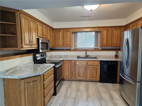324 N 8th St, Cornell, WI 54732 photo 9