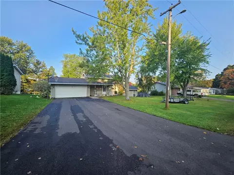 324 N 8th St, Cornell, WI 54732 photo 4