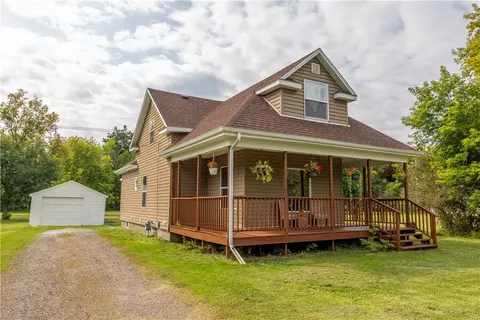 600 Park Ave E, Ladysmith, WI 54848
