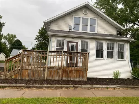 832 N Broadway St #1-2, Menomonie, WI 54751