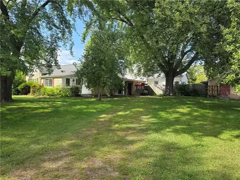 Exterior - 220 Leonard St, Chetek, WI 54728 photo 4 of 7