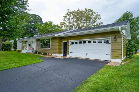 1044 W Spruce St, Chippewa Falls, WI 54729