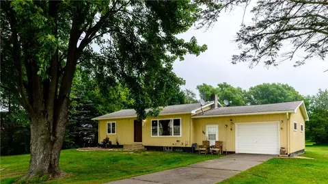 720 S Spring St, Augusta, WI 54722