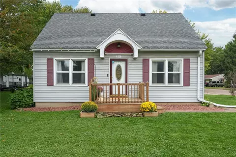 211 Main St, Colfax, WI 54730