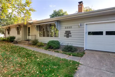 2825 Crestwood Rd, Eau Claire, WI 54703