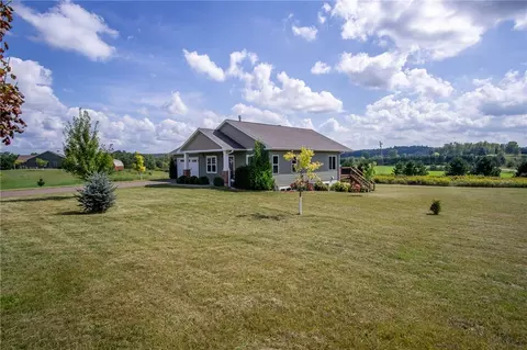 e18609 Lemere Court, Augusta, WI 54722 photo 3