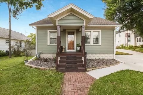 2842 4th St, Eau Claire, WI 54703