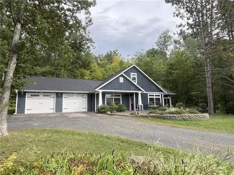 n5320 Hidden Oaks Lane, Spooner, WI 54801
