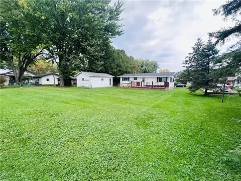 Exterior - 106 E Lawrence St, Thorp, WI 54771 photo 4 of 5
