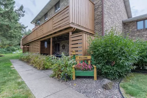 553 Goldsmith St, Chippewa Falls, WI 54729