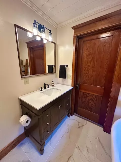 Bath - w3652 Willers Road, Springbrook, WI 54875 photo 5 of 5