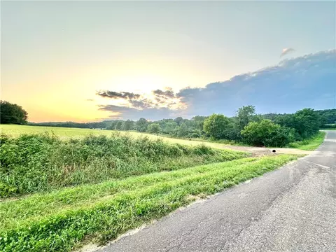 9876 E 740th Ave, Elk Mound, WI 54739