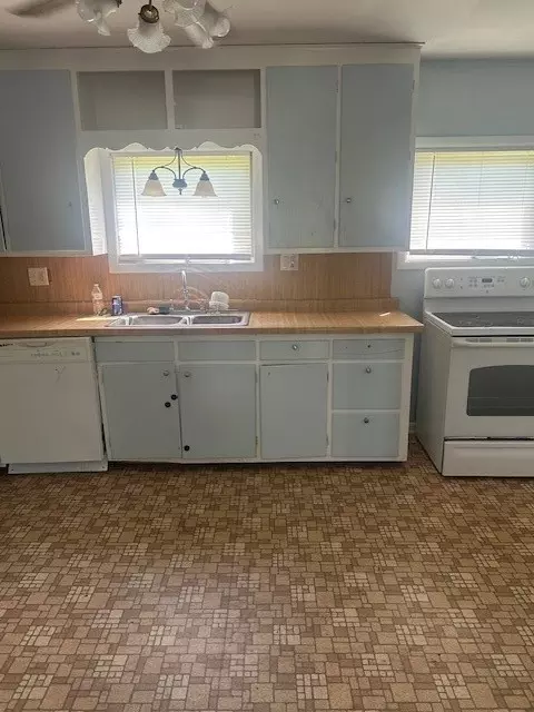 Kitchen - 309 E River Ave, Barron, WI 54812 photo 2 of 2