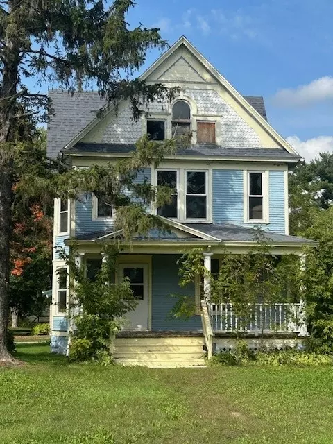 309 E River Ave, Barron, WI 54812