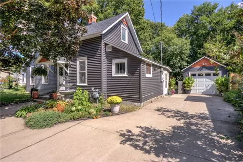 2029 4th St, Eau Claire, WI 54703