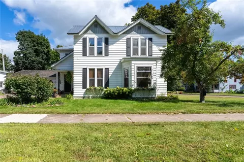 334 W Grand Ave, Chippewa Falls, WI 54729