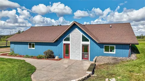 825 10th Ave, Barron, WI 54812