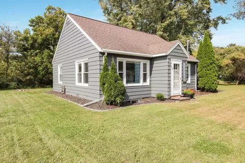 2402 Crescent Ave, Eau Claire, WI 54703