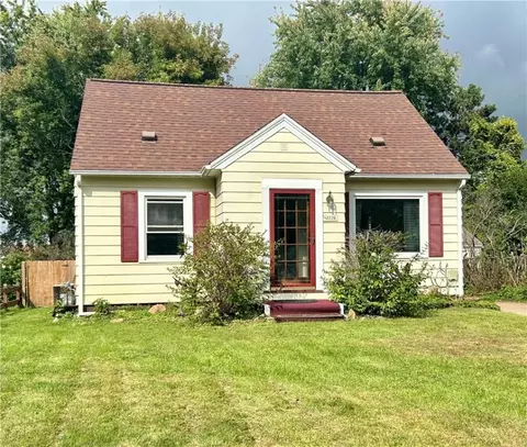 2226 Valley View Pl, Eau Claire, WI 54703