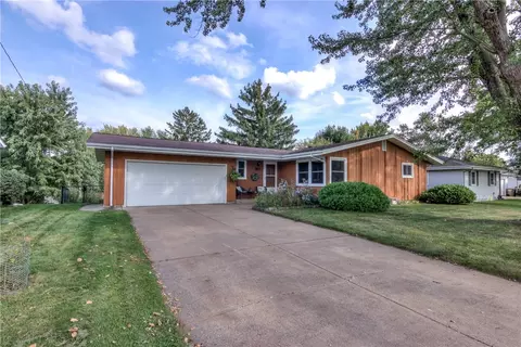 2813 12th St, Eau Claire, WI 54703