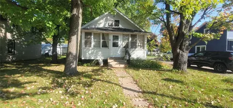 115 E Division Ave, Barron, WI 54812