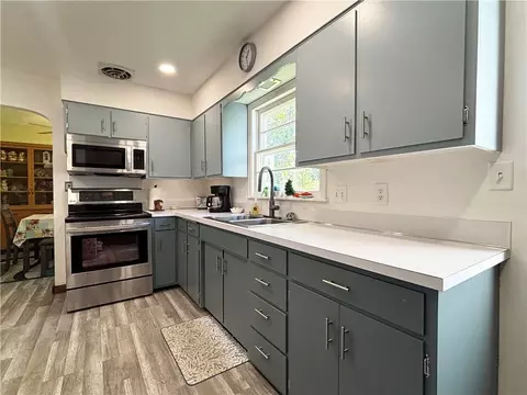 431 S 3rd St, Barron, WI 54812 photo 5