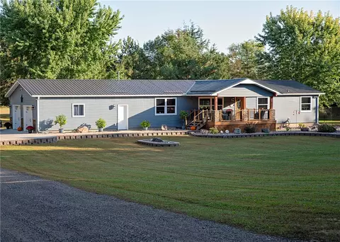 4110 W Jene Rd, Eau Claire, WI 54701