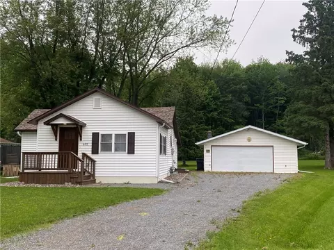 652 N 2nd St, Medford, WI 54451