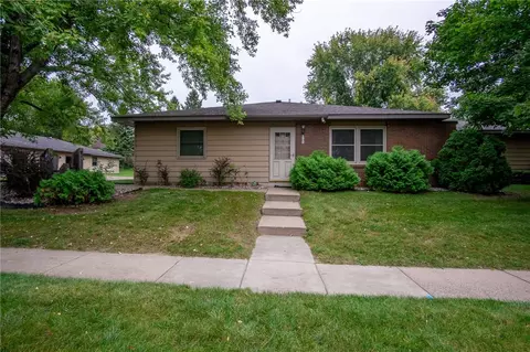 1412 Devney Dr, Altoona, WI 54720