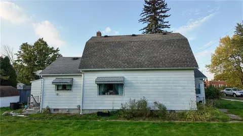 2011 Logan Ave, Superior, WI 54880 photo 5