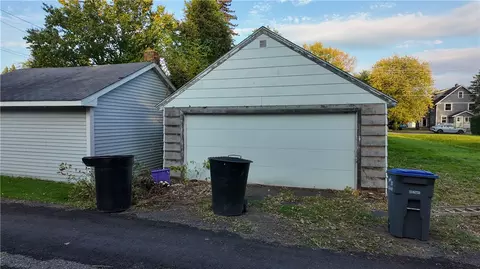 2011 Logan Ave, Superior, WI 54880 photo 7