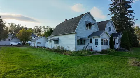 2011 Logan Ave, Superior, WI 54880 photo 4