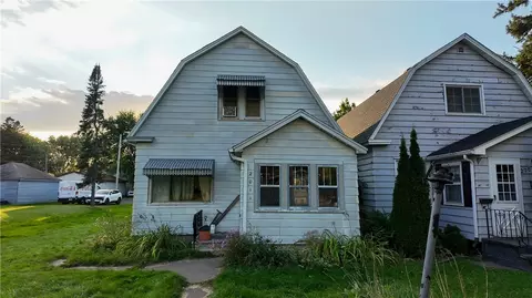 2011 Logan Ave, Superior, WI 54880