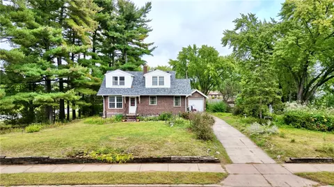 2602 Lasalle St, Eau Claire, WI 54703