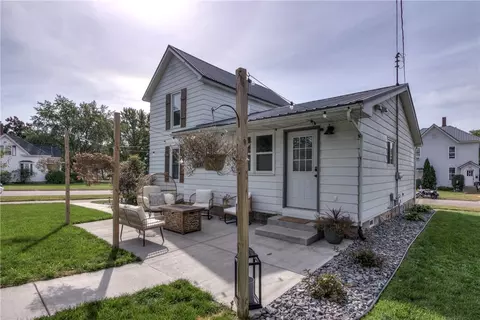 302 E Spring St, Chippewa Falls, WI 54729 photo 26