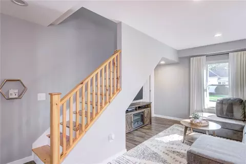302 E Spring St, Chippewa Falls, WI 54729 photo 10
