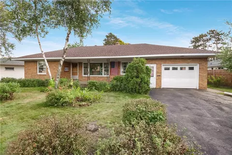 311 E Lexington Blvd, Eau Claire, WI 54701