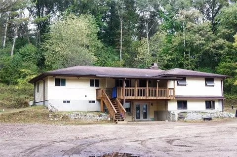 4786 N Shore Dr, Eau Claire, WI 54703
