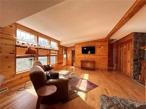111 Golfview Ave, Barron, WI 54812 photo 8