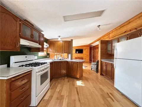 111 Golfview Ave, Barron, WI 54812 photo 3