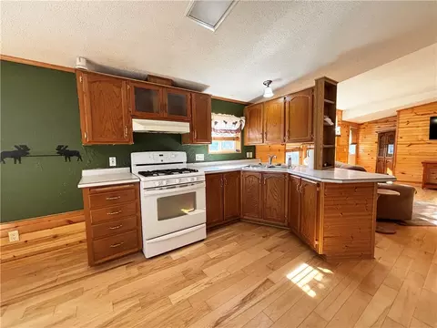 111 Golfview Ave, Barron, WI 54812 photo 4