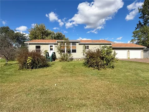 111 Golfview Ave, Barron, WI 54812
