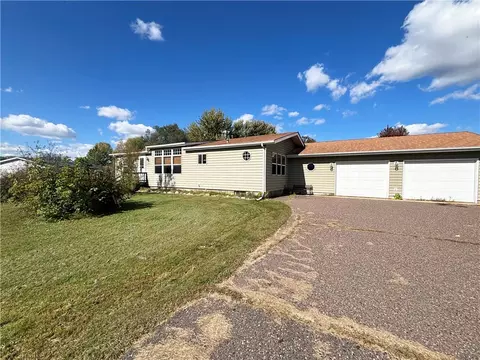 111 Golfview Ave, Barron, WI 54812 photo 2
