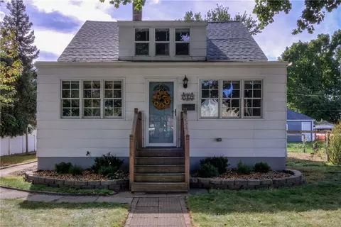 1439 Highland Ave, Eau Claire, WI 54701