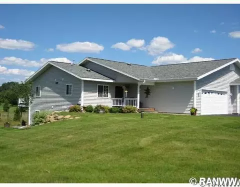 10548 N Grandview Ln, Hayward, WI 54843