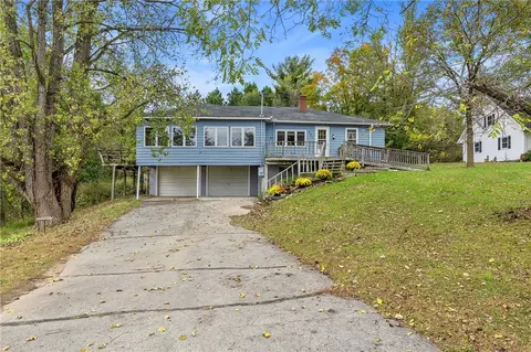 201 E Hogg St, Melrose, WI 54642