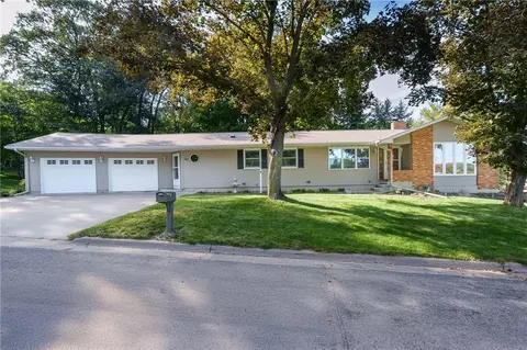 1011 11th Ave E, Durand, WI 54736