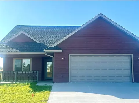 114 Dunn St, Colfax, WI 54730