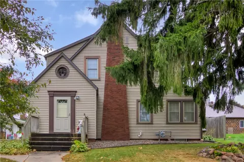 1615 Priddy St, Bloomer, WI 54724